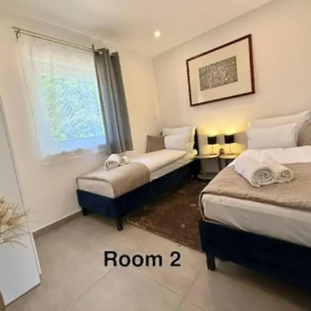Local-lux Garden A- 2 Bedrooms-terrace ケチケメート