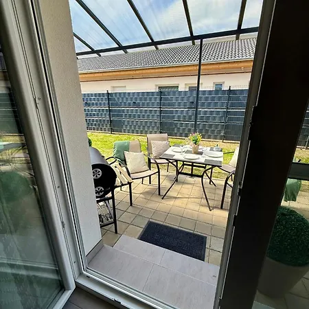 Local-lux Garden A- 2 Bedrooms-terrace Kecskemét