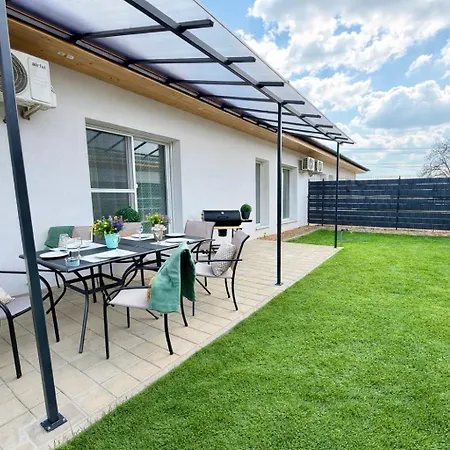 Apartament Local-lux Garden A- 2 Bedrooms-terrace