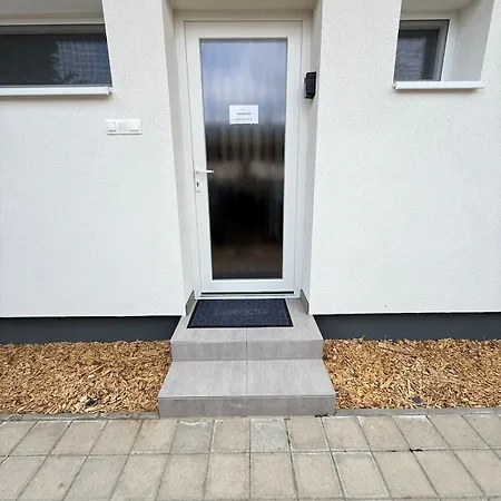 Local-lux Garden A- 2 Bedrooms-terrace * ケチケメート