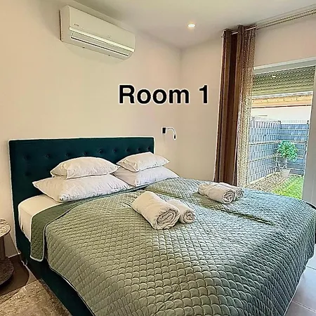Apartment Local-lux Garden A- 2 Bedrooms-terrace *